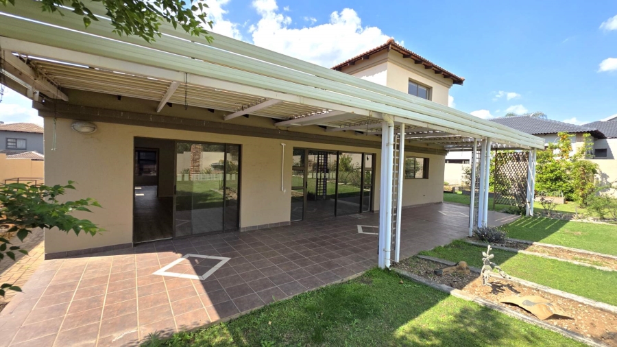 3 Bedroom Property for Sale in Xanadu Eco Park North West